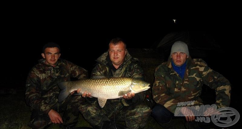 Tutu Feeder Team - 5,21 kg-os amur