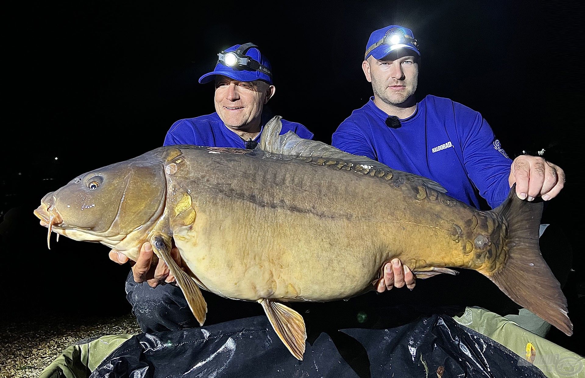 BUMM 20+!! Hatalmas, nyurga testű tükrös, amely 23,34 kg-ot nyomott