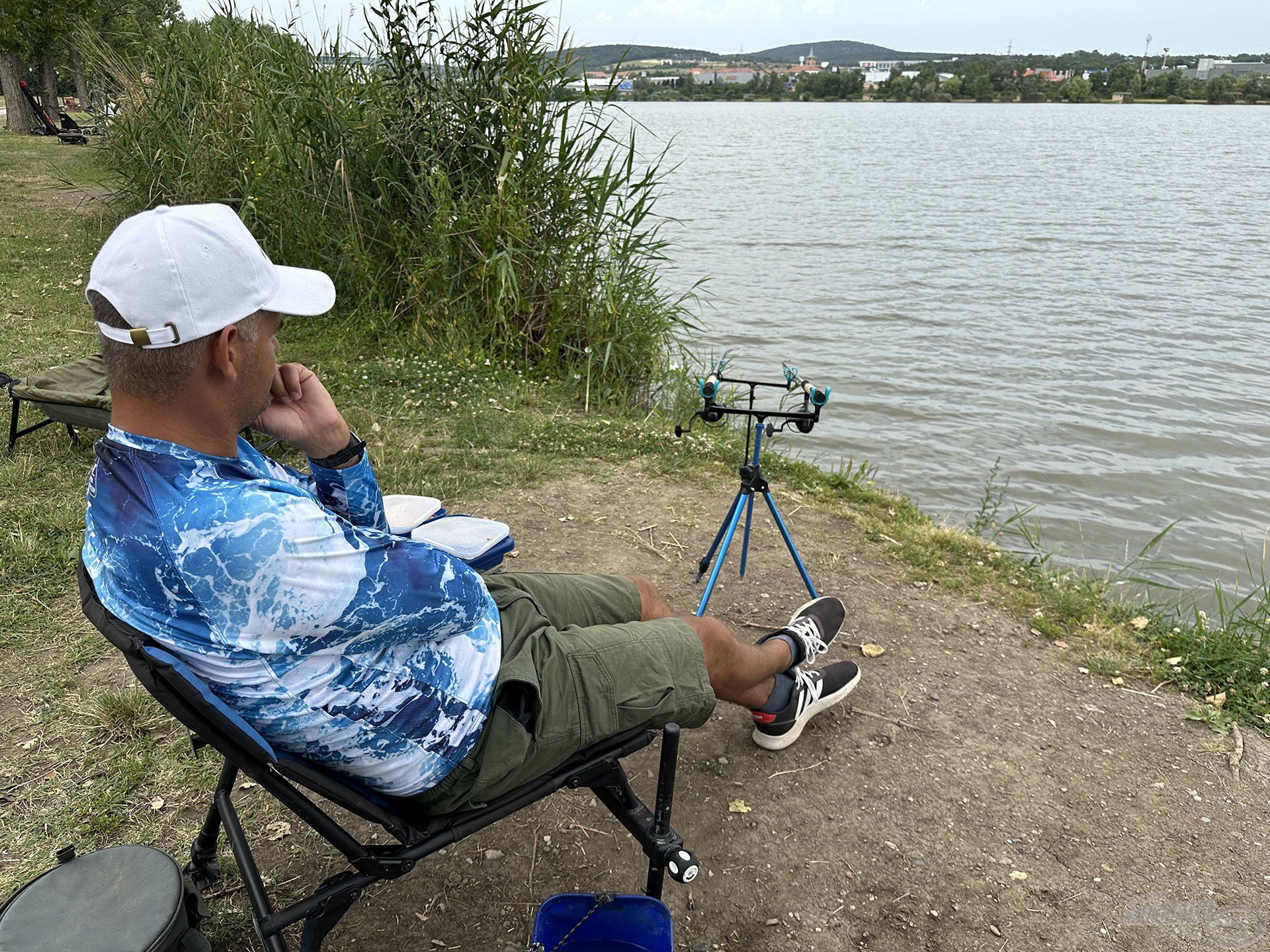 Ezek a botok elsősorban azoknak ajánlottak, akik tényleg a lehető legegyszerűbb felszerelést keresik