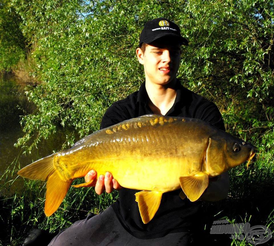 Cserkeléssel megfogott 5,3 kg-os tükrös