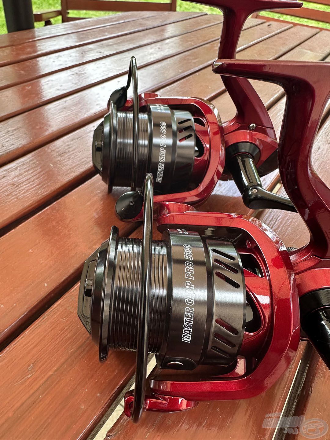 Az új TEAM FEEDER Master Carp Pro 2025-ös változat 5000-es és 6000-es méretekben jelent meg