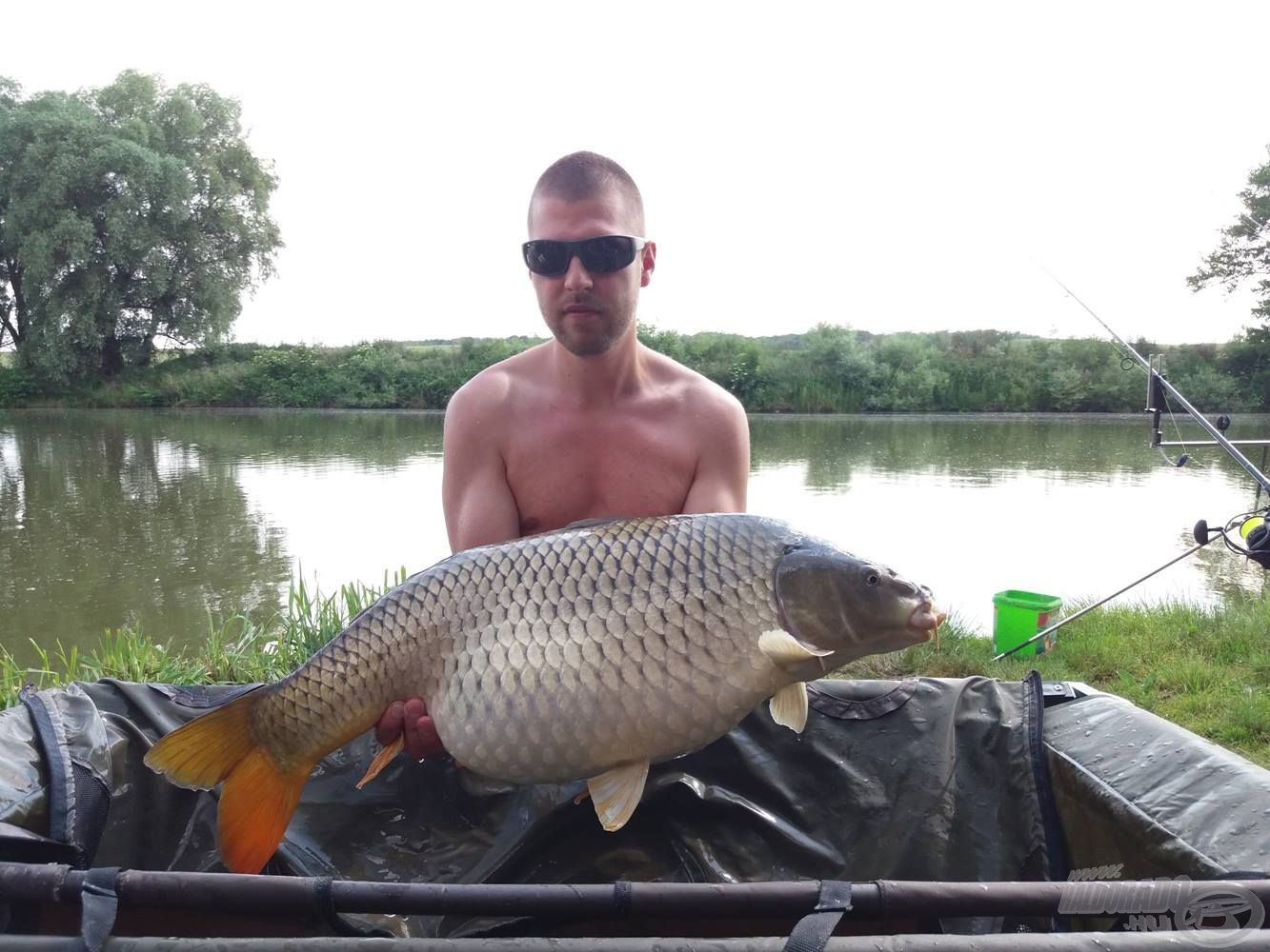 Az első napközben fogott pontyunk