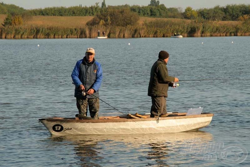 Az első nap a Silurus Team szektorhármassal rendelkezett