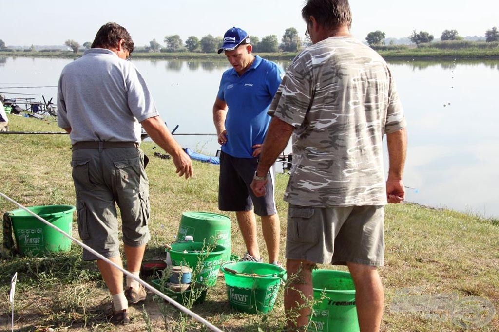 Gyorsan haladt a limitellenőrzés, nem volt bonyolult összerakni sem az etetőanyagot, sem a csalit