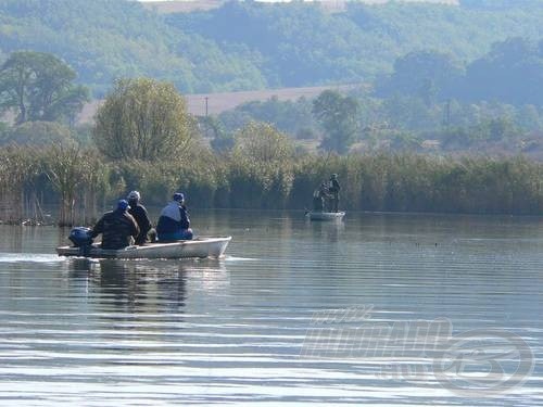 A hatékonyabb mérlegelés érdekében robbanómotorral közlekedtek a folyamatosan cirkáló mérlegelők