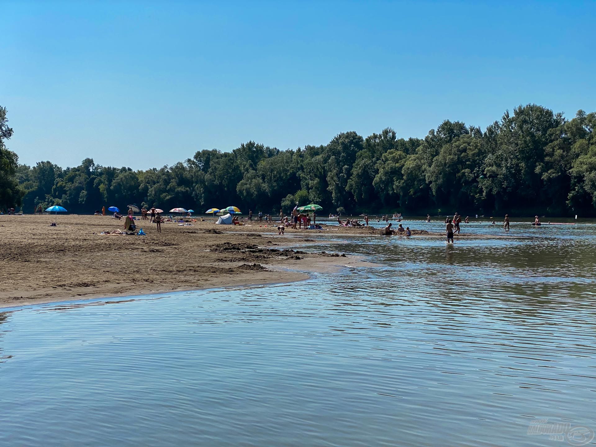 Ebéd Gergelyiugornya strandján, szerintem ez a TOP 3 strandba beletartozik e megyében