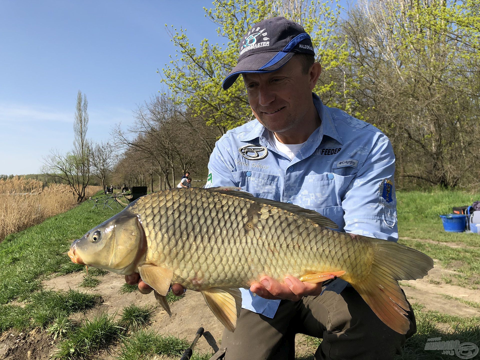 … ő pedig a harmadik dobás eredménye