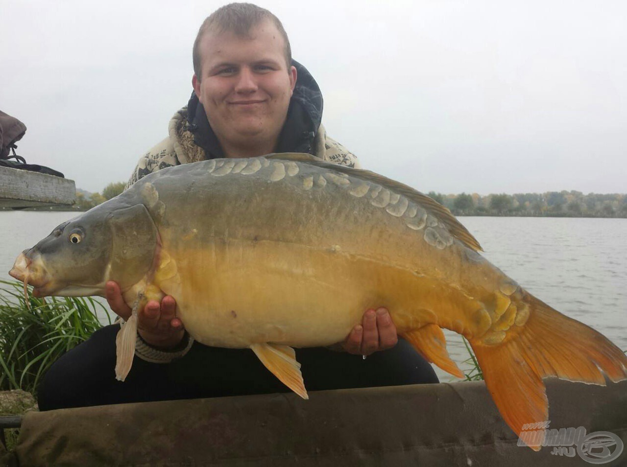  A nap legnagyobb hala 13,4 kg nyomott (a kép talán ezt nem adja vissza, de kétszer is megmértük - kicsi, de vaskos ponty volt)