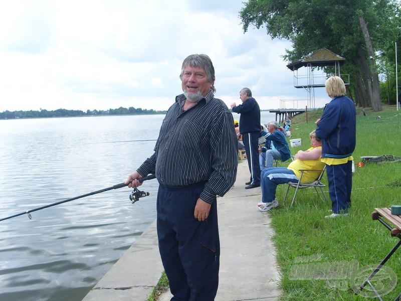 Gyuri bácsi, a mezőny mókamestere