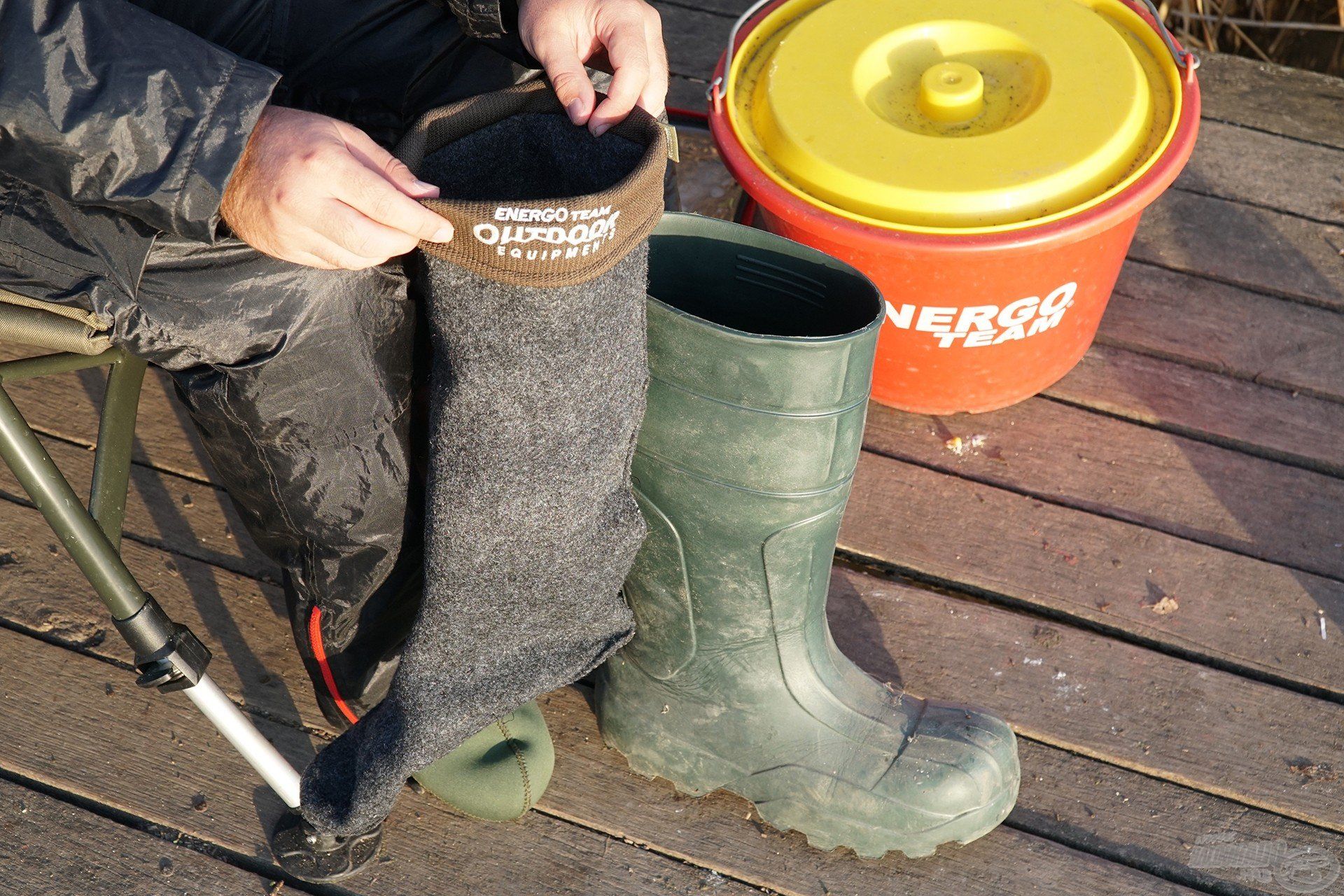 Az Outdoor EVA csizmák mindegyike egy thermo béléssel van ellátva, ami jó szolgálatot tesz fagypont közeli hőmérséklet mellett