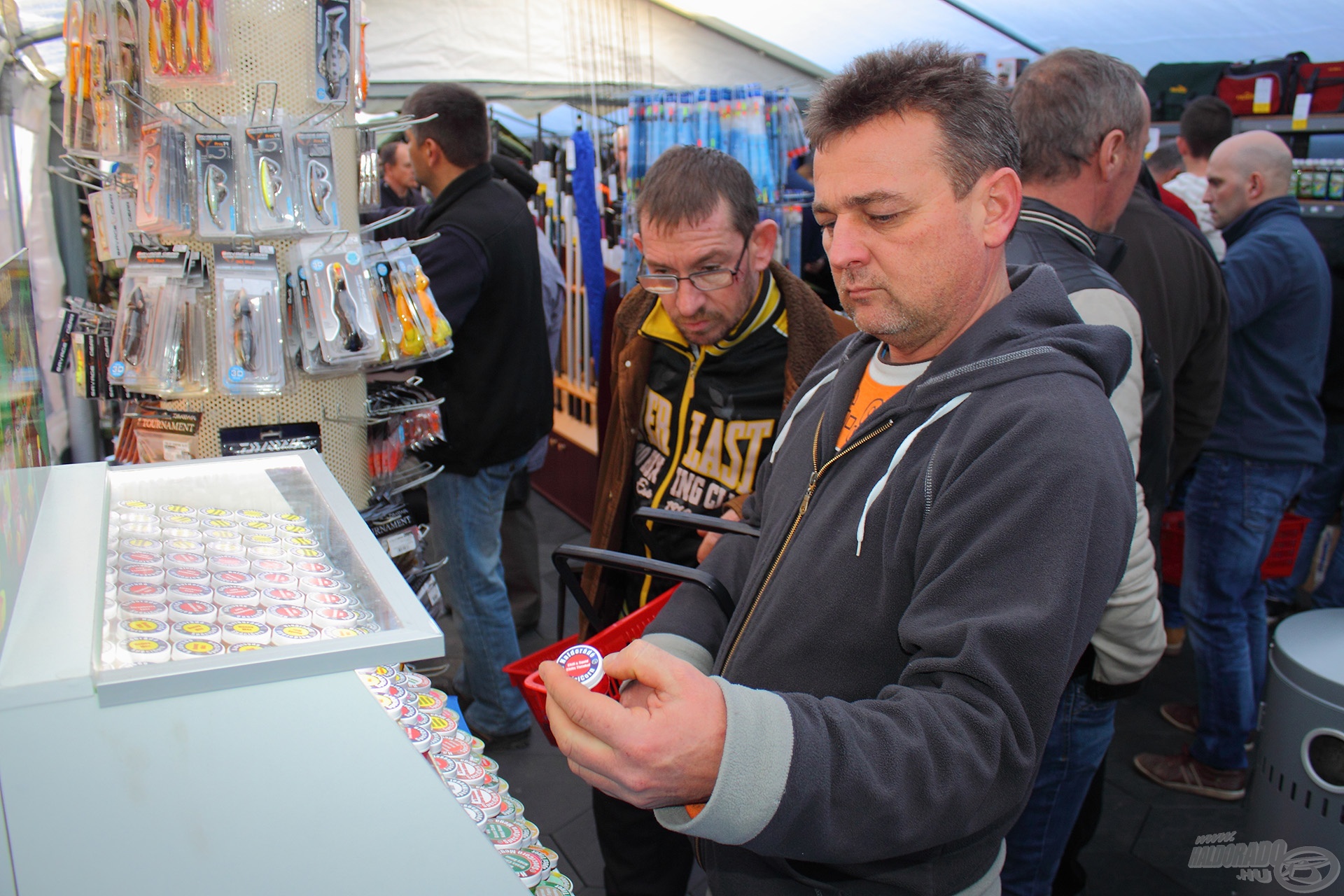 Nagy az érdeklődés az új csalik iránt