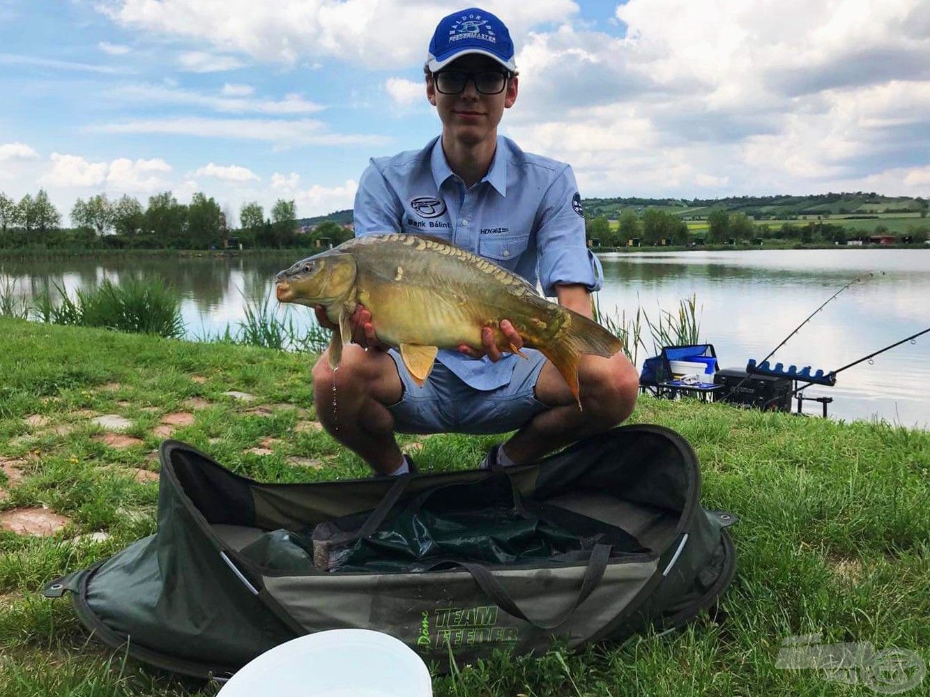 A 11 órás mérlegelés… 3,80 kg – Egy tükörponty és egy termetes kárász (ami sajna a képen elbújt). Ezzel a súllyal a 4-5. helyen állhattam