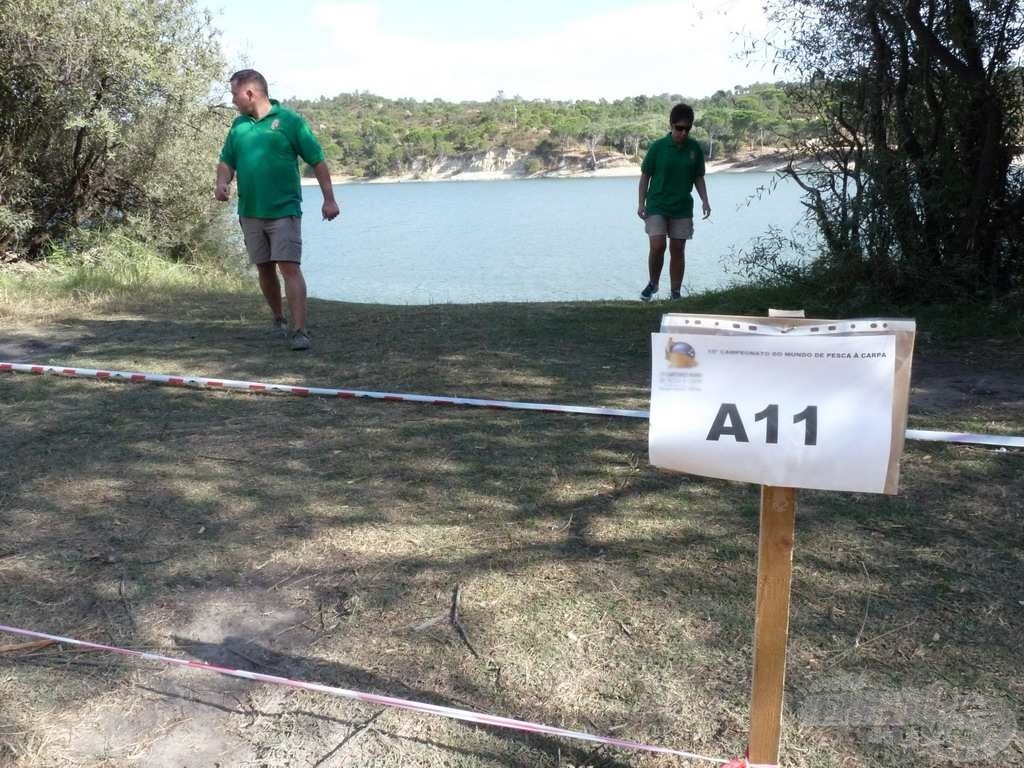 Aznap késő délután meglátogattuk a vizet