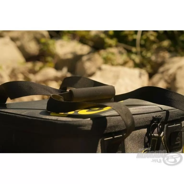 BLACK CAT Welded Carrier / 5