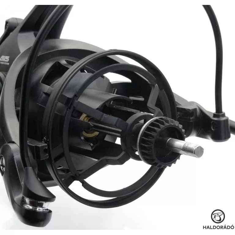 BLACK EDITION BC 14000 LCS nyeletőfékes nagypontyos orsó pótdobbal, díszdobozban / 6