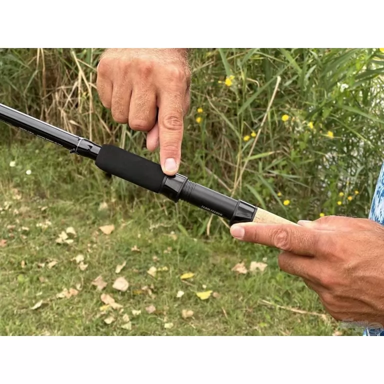 By Döme TEAM FEEDER Carp Fighter Feeder 390H horgászbot + Dobókesztyű ujj / 17
