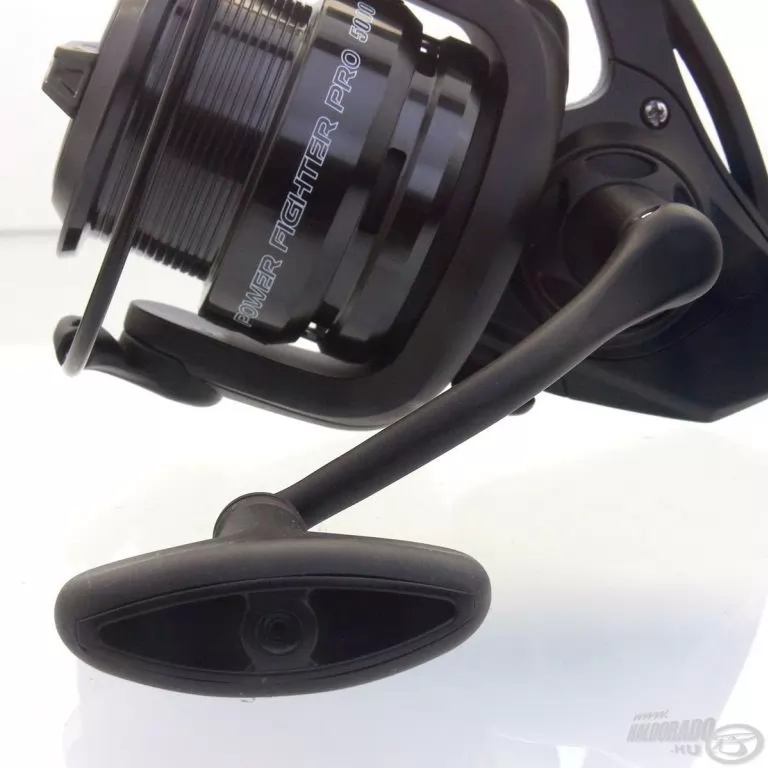By Döme TEAM FEEDER Power Fighter Pro 5000 orsó páros + Sátorlámpa / 3