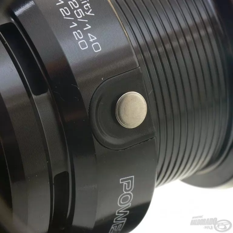 By Döme TEAM FEEDER Power Fighter Pro 5000 orsó páros + Sátorlámpa / 8