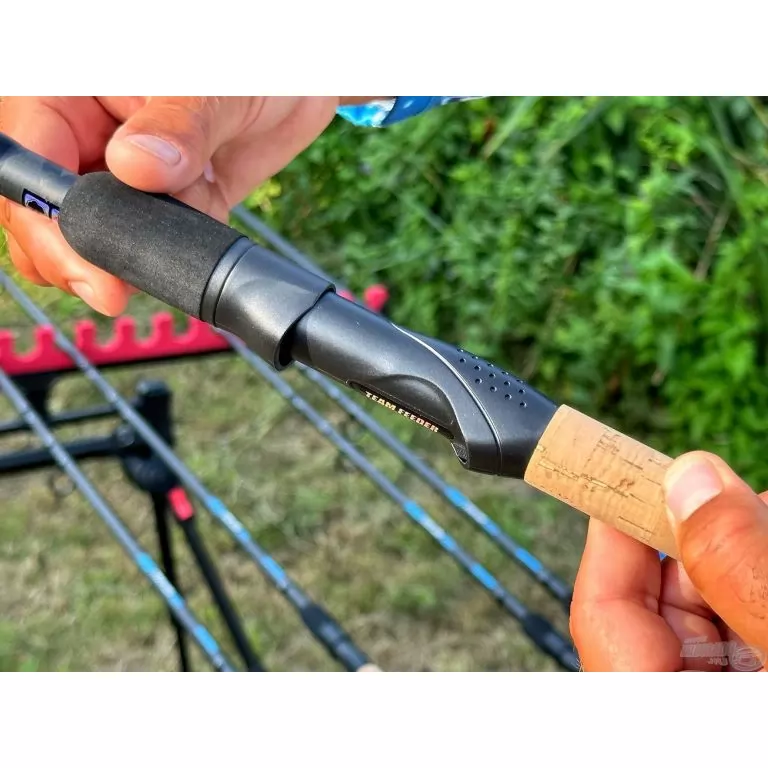 By Döme TEAM FEEDER Tornado Power Carp 360XH horgászbot + Dobókesztyű ujj / 13