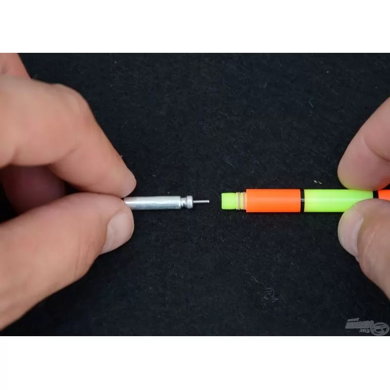 HALDORÁDÓ Ni-LED világító úszó 6,5 g + ajándék lithium elem / 6