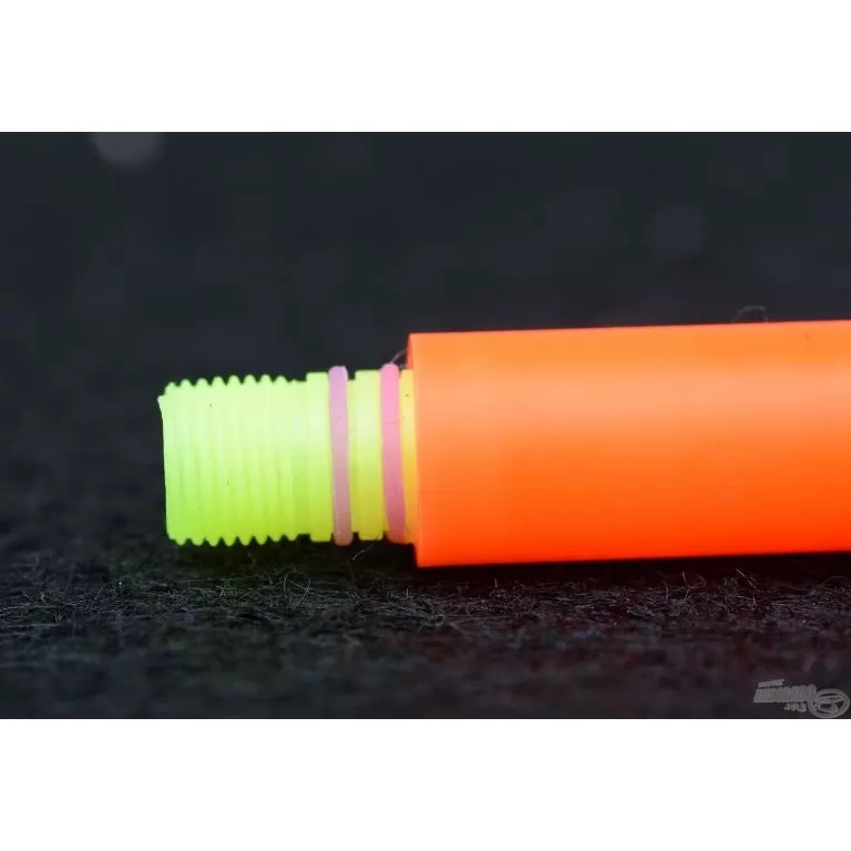 HALDORÁDÓ Ni-LED világító úszó 8 g + ajándék lithium elem / 8