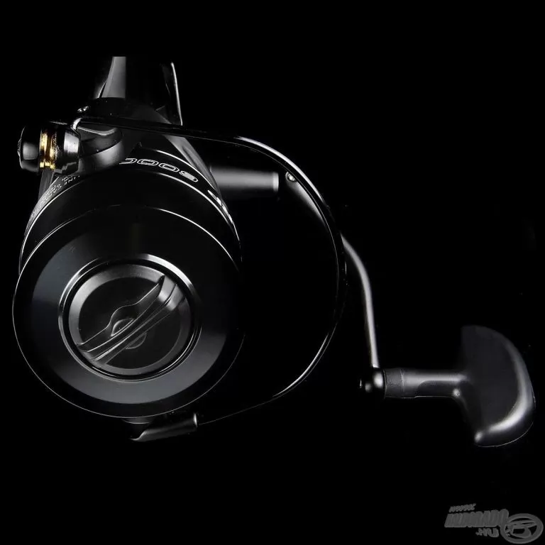 NEVIS Black Carp LCS 6000 orsó + Ajándék / 3
