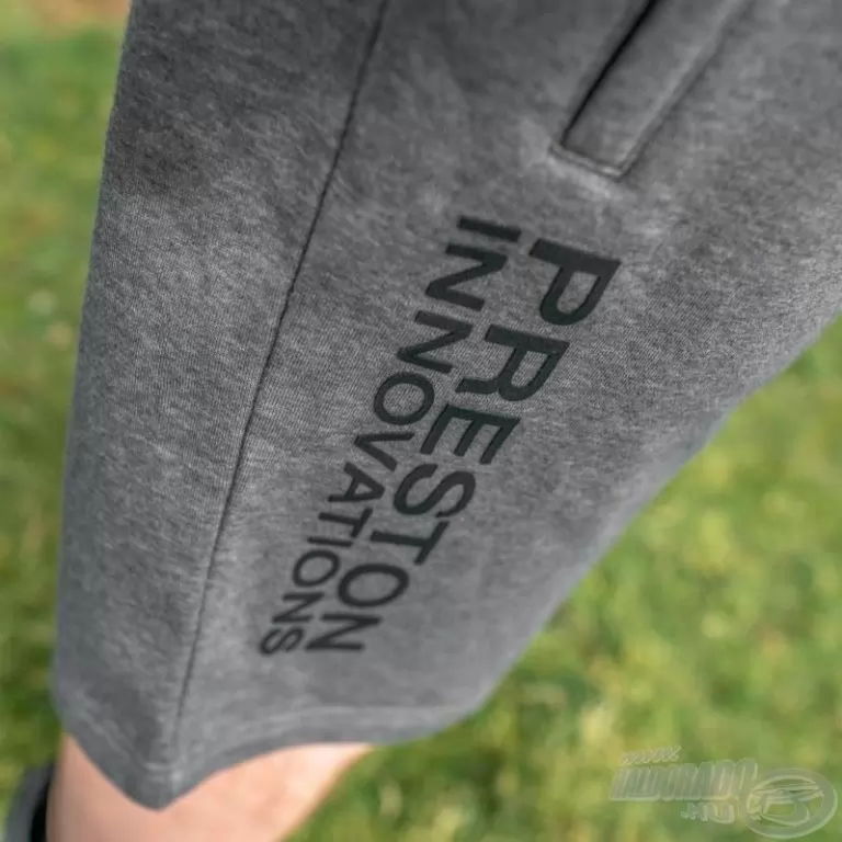 PRESTON Lightweight Jogger Short L / 4