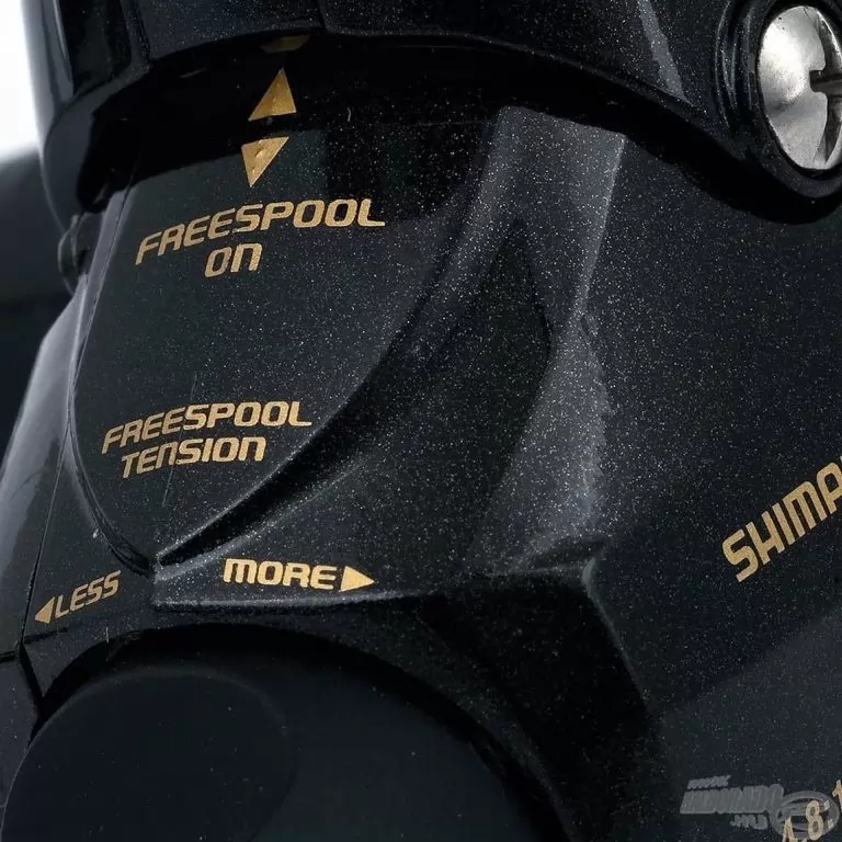 SHIMANO Baitrunner D 6000 EU / 2